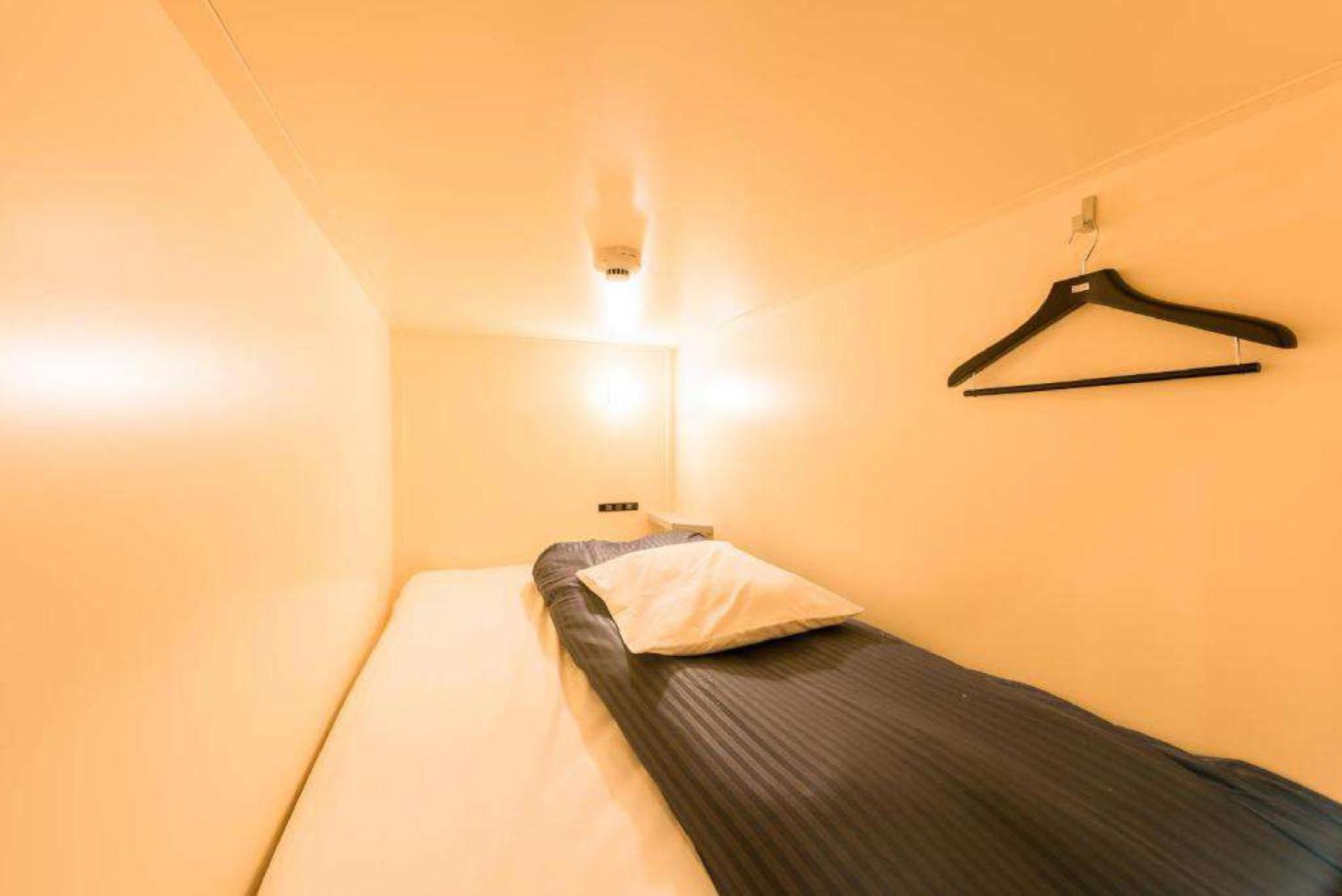 &And Hostel Kuramae West Tokyo Eksteriør billede